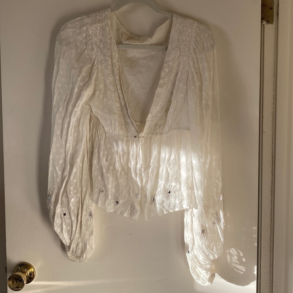 Jens pirate booty, white flowy shirt